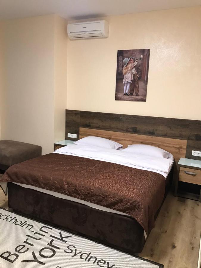 Zaporizhia Bilyj Rojal酒店 外观 照片
